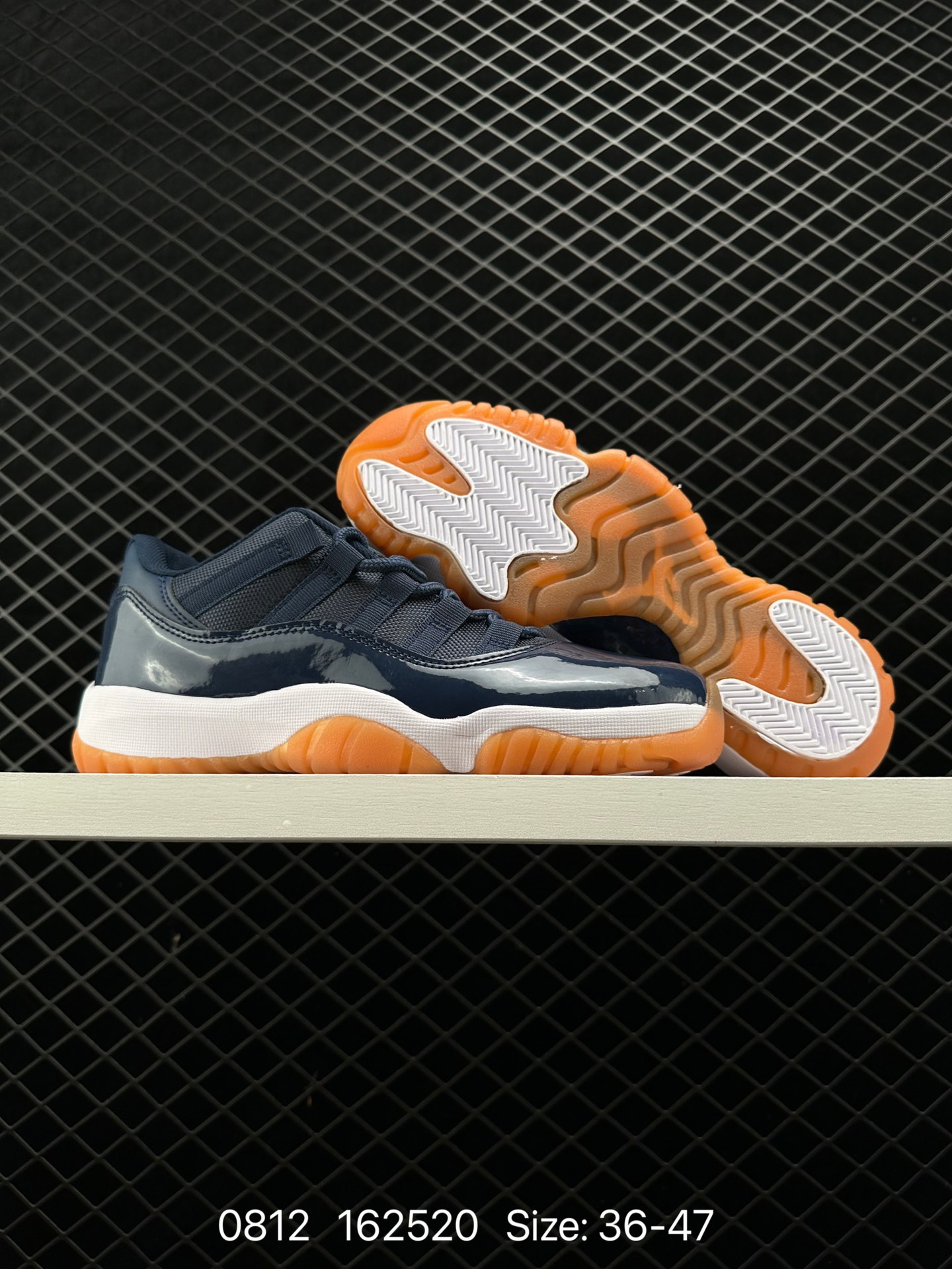 Nike Air Jordan 11 Retro Low”Concord“